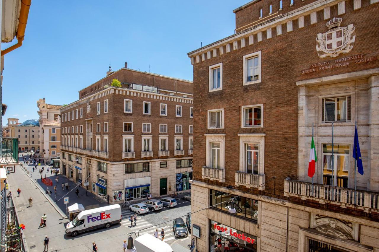 Stay Inn Rome Via Del Corso Екстериор снимка