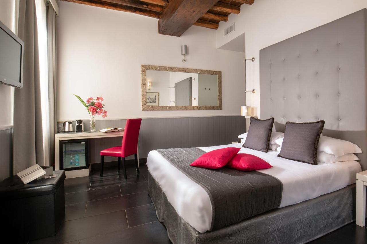 Stay Inn Rome Via Del Corso Екстериор снимка