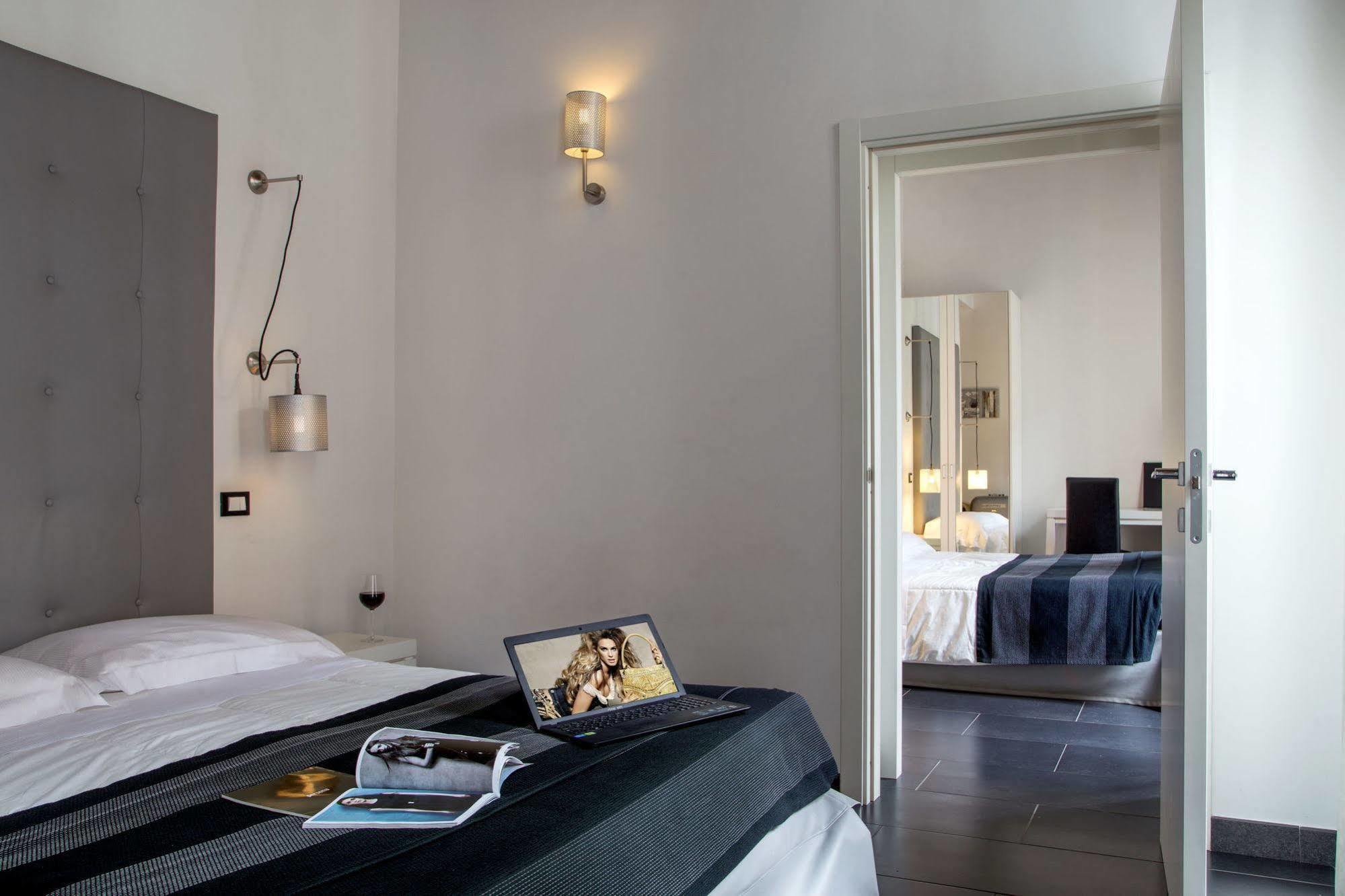 Stay Inn Rome Via Del Corso Екстериор снимка